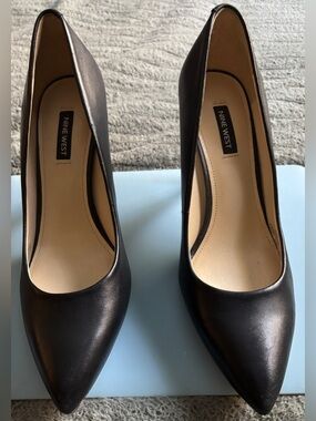 Nine West Black Pointed-Toe Leather Pumps